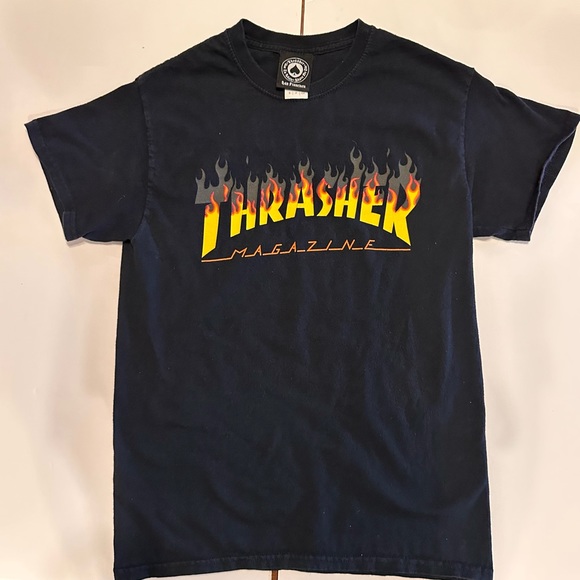 Men’s Small Thrasher Shirt - EUC - Picture 1 of 4